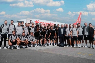 Lukas Podolski&rsquo;nin takımı Gornik Zabrze, Fenerbah&ccedil;e deplasmanına Corendon Airlines ile u&ccedil;tu
