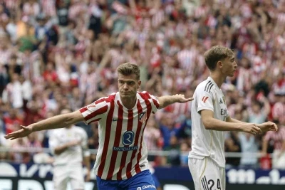 Madrid derbisinde kazanan Atletico
