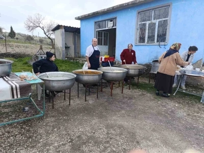 Mahalle halkı d&uuml;ğ&uuml;n ve hayır yemekleri i&ccedil;in kapalı alan istiyor
