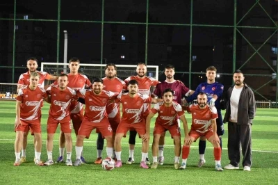 Major 1. Lig&rsquo;de m&uuml;cadele eden Niğde temsilcisi Ovalıbağ FK, şampiyonluk yolunda ilerliyor
