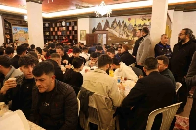 Makam odasında sahur geleneği
