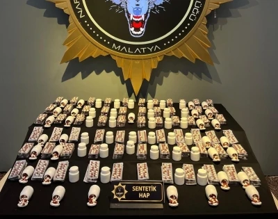 Malatya’da 7 bin 881 adet uyuşturucu hap ele geçirildi, 2 kişi tutuklandı
