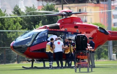 Malatya&rsquo;da ambulans helikopter 75 yaşındaki hasta i&ccedil;in havalandı
