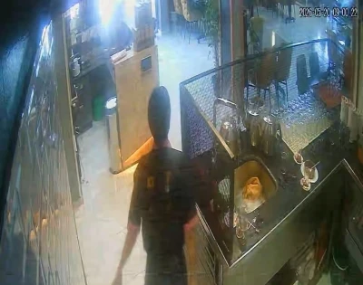 Malatya&rsquo;da deprem anı kameraya yansıdı
