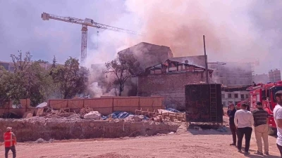 Malatya&rsquo;da ev yangını maddi hasara yol a&ccedil;tı
