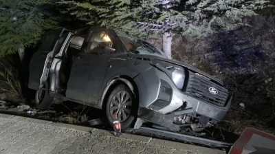 Malatya’da hafif ticari araç refüje çarptı: 1 yaralı
