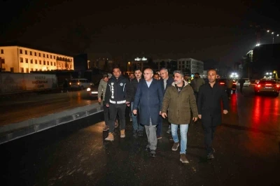 Malatya&rsquo;da, İn&ouml;n&uuml; Caddesi yeniden trafiğe a&ccedil;ıldı
