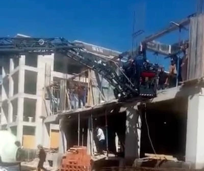 Malatya&rsquo;da inşaattan d&uuml;şen iş&ccedil;i yaralandı
