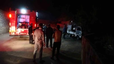 Malatya’da park halindeki araçta çıkan yangın paniğe neden oldu
