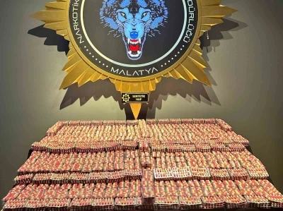 Malatya’da torbacı operasyonu: 22 bin 440 hap ele geçirildi
