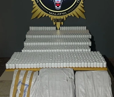 Malatya&rsquo;da uyuşturucu operasyonu: 75 bin 376 adet sentetik ecza ele ge&ccedil;irildi
