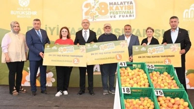 Malatya Kayısı Festivali ve Fuarı eğlence dolu anlar yaşatıyor