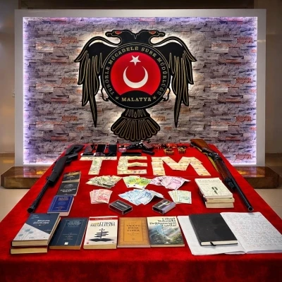 Malatya merkezli DEAŞ operasyonu: 9 g&ouml;zaltı
