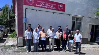 Malazgirt&rsquo;te kapsamlı sağlık eğitimi: Tarım personeline &lsquo;saha&rsquo; programı
