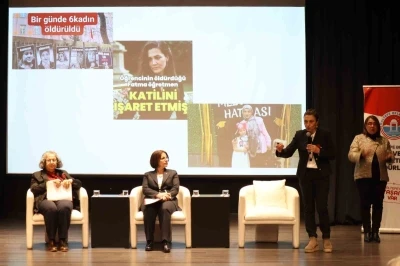 Maltepe&rsquo;de "D&uuml;nya Emek&ccedil;i Kadınlar G&uuml;n&uuml;" paneli: "Şiddet kadınlarımızın g&uuml;c&uuml;n&uuml; yenemedi, biz onu yeneceğiz"
