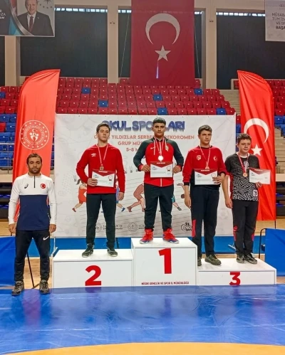 Manavgat Belediyesi G&uuml;reş Kul&uuml;b&uuml; sporcuları, Niğde&rsquo;den derecelerle d&ouml;nd&uuml;
