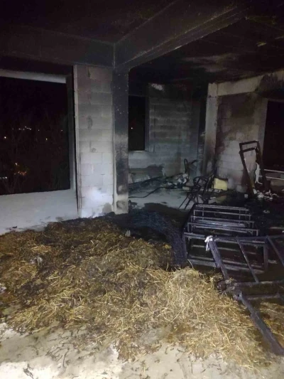 Manavgat&rsquo;ta ardiye yangını korkuttu
