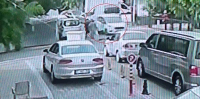 Manavgat’ta hafif ticari araca çarpan patenli çocuk yaralandı
