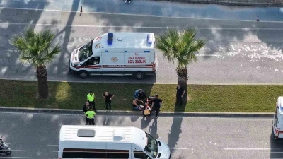 Manavgat&rsquo;ta motosikletler &ccedil;arpıştı: 2 yaralı
