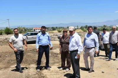 Manisa B&uuml;y&uuml;kşehir Belediyesi Salihli&rsquo;de yaraları sarıyor
