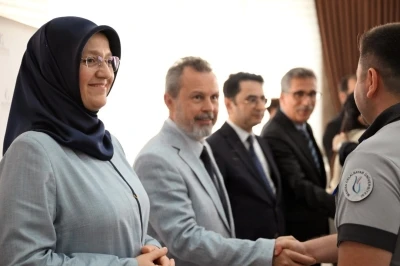 Manisa CB&Uuml;&rsquo;de Kurban Bayramı &ouml;ncesi geleneksel bayramlaşma
