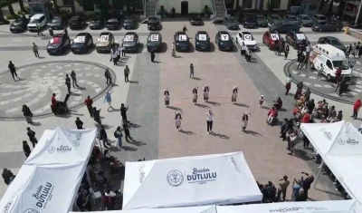 Manisa&rsquo;da 11 Togg&rsquo;lu &rsquo;Engel yok&rsquo; mesajı
