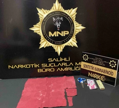 Manisa&rsquo;da 5 bin 500 i&ccedil;imlik uyuşturucu ele ge&ccedil;irildi
