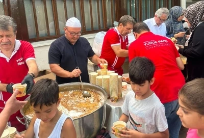 Manisa&rsquo;da 663 yıllık gelenek Haki Baba Veli Camii&rsquo;nde yaşatıldı
