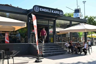 Manisa&rsquo;da emeklileri mutlu eden hizmet
