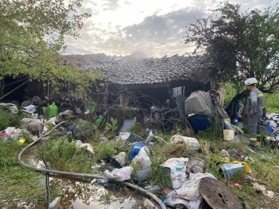 Manisa&rsquo;da ev yangını: 1 kişi hayatını kaybetti
