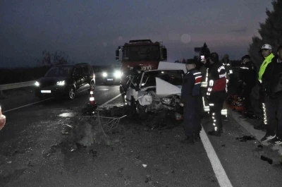 Manisa&rsquo;da feci kaza: 2 &ouml;l&uuml;, 5 yaralı
