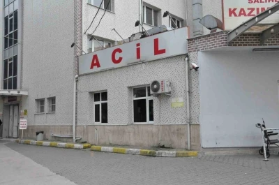 Manisa&rsquo;da korku dolu anlar: T&uuml;fekle ateş a&ccedil;tı, 5 yaralı

