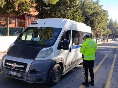 Manisa&rsquo;da korsan taşımacılığa ge&ccedil;it yok
