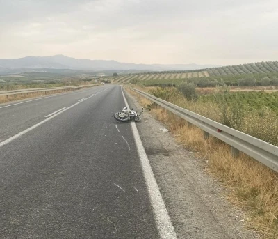 Manisa’da motosiklet kazası: 21 yaşındaki sürücü ağır yaralı
