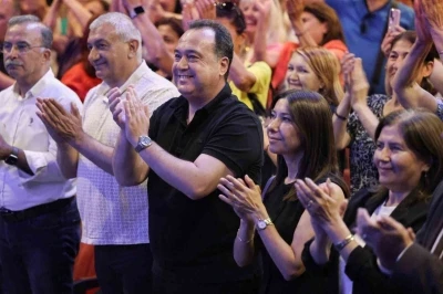 Manisa&rsquo;da Nazım Hikmet şiirler ve şarkılarla anıldı
