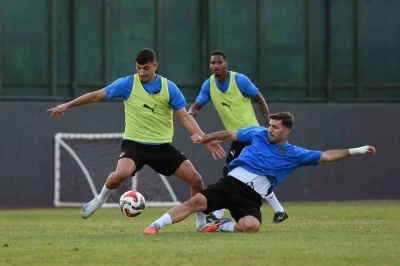 Manisa FK, Esenler Erokspor maçı hazırlıklarına başladı
