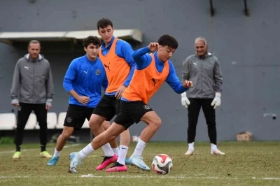 Manisa FK, Muğlaspor maçı hazırlıklarına başladı
