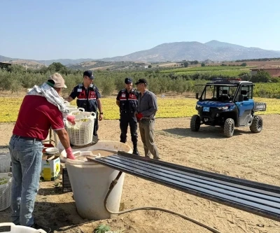 Manisa jandarmadan UTV’li üzüm devriyesi
