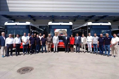 Manisa&rsquo;nın ulaşım filosuna 15 yeni otob&uuml;s

