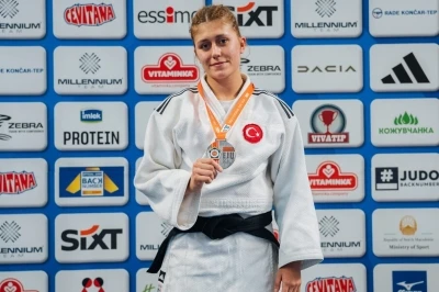 Manisalı Milli Judocu Sura Nil Karasu Avrupa ikincisi oldu
