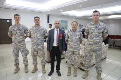 Manisalı şehit aileleri ve gazilerden Çiğli 2. Hava Üssü’ne anlamlı ziyaret
