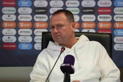 Marcel Licka: &quot;Aynı hataları eşekler gibi tekrar ediyoruz&quot;
