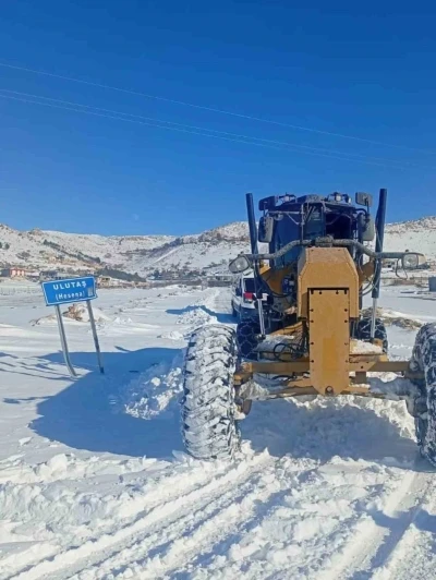 Mardin B&uuml;y&uuml;kşehir Belediyesi&rsquo;nden Mazıdağı&rsquo;nda kar seferberliği
