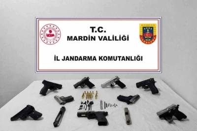 Mardin&rsquo;de 8 ruhsatsız silah ele ge&ccedil;irildi

