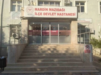 Mardin’de ağaçtan düşen muhtar ağır yaralandı