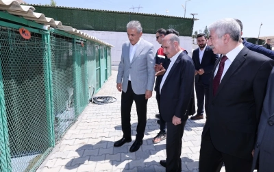 Mardin'de, Bakan Yardımcı Aktaş Hayvan Bakım evini gezdi