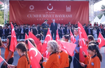 Mardin’de Cumhuriyet’in 102. Yılı Coşkuyla Kutlandı
