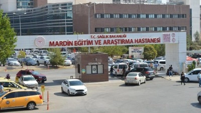 Mardin'de inşaatın 12'nci katından d&uuml;şen iş&ccedil;i &ouml;ld&uuml;