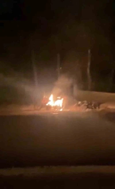 Mardin&rsquo;de park halindeki motosiklet alev aldı

