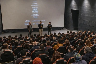 Mardin&rsquo;de "U&ccedil;an K&ouml;fteci" filminin &ouml;zel g&ouml;sterimi yapıldı
